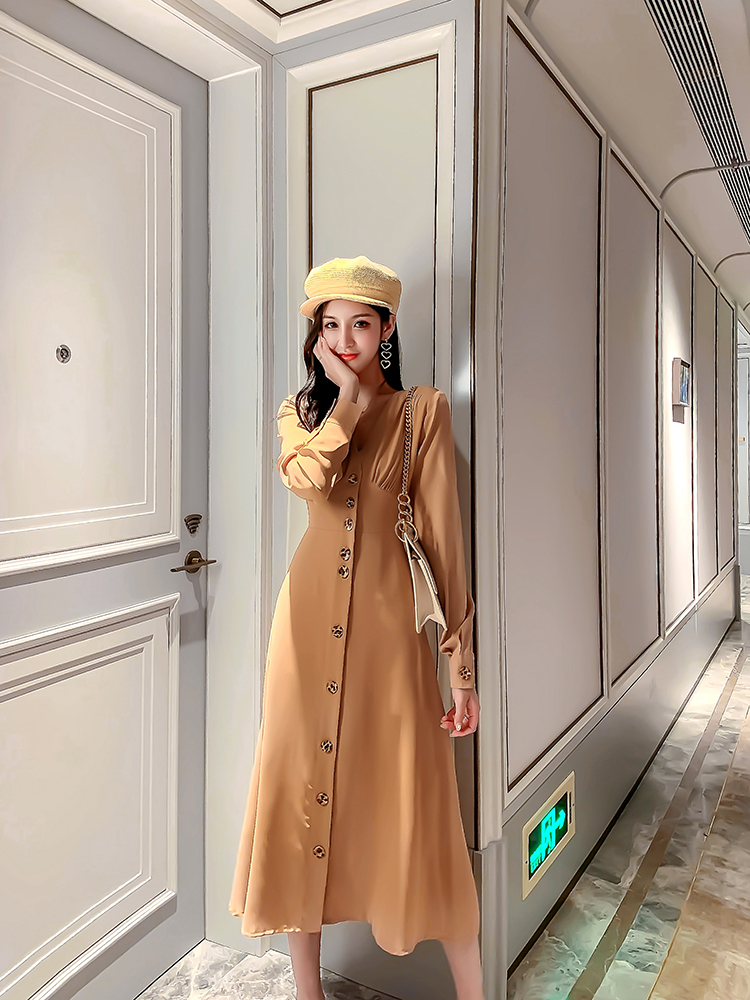 VK旗艦店 韓系時尚V領氣質單排釦長版收腰長袖洋裝