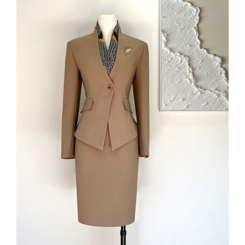 Camel Khaki Suit, Feminine, Slim Fit, Sales Department, Hotel Front Desk, Beauty Salon Jacket, Professional Work Clothes Camel Khaki Suit, Feminine, Slim Fit, Sales Department, Hotel Front Desk, Beauty Salon Jacket, Professional Work Clothes
