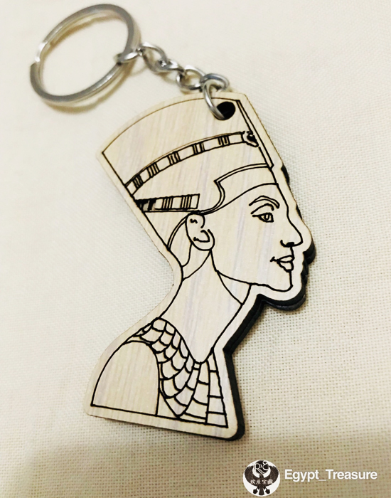 Spot small number of ancient Egyptian beauty queen Nefertiti Wooden Keyring Pendant