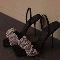 Star with the same 2021 summer new square head slippers word with rhinestone stilettos king banquet sandals women