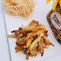 Freshly grilled cod meat specialty fish ready-to-eat snacks seafood cod dried fish shreds sweet grilled fish fillets fish breasts whole box with thorns