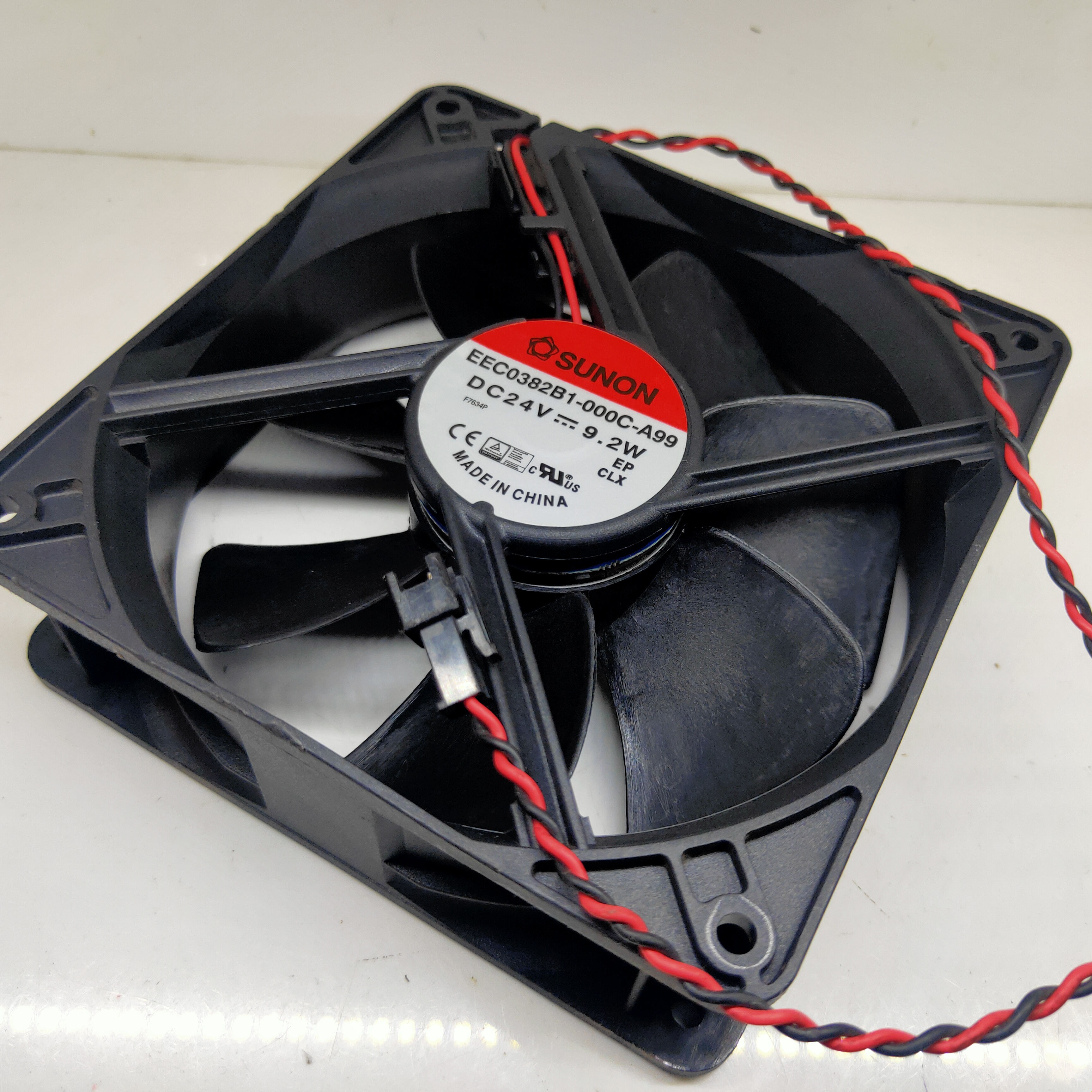 New original dress SUNONEEC0382B1-000C-A99 12038 24V 9 2W Host shell frequency inverter fan