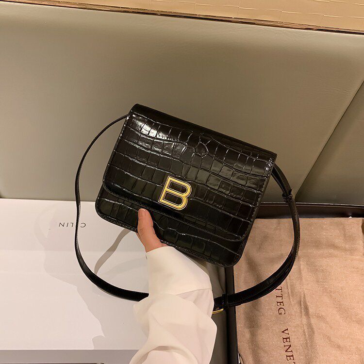 ITSK women's bag 2021 new trendy all-match messenger bag female summer fairy air high-end tofu bag one-shoulder small square bag