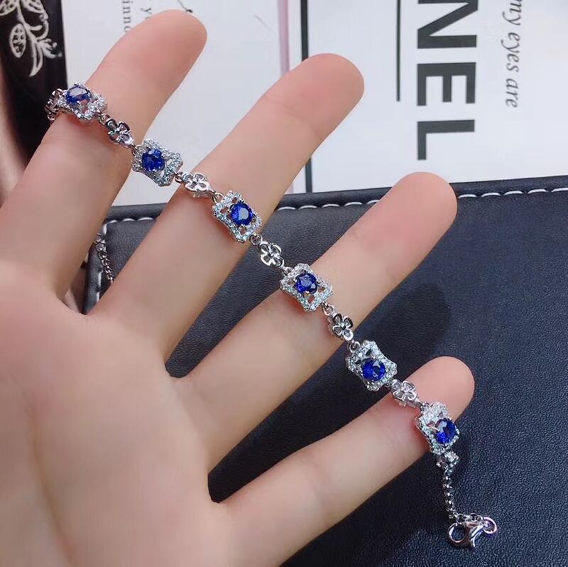 New Natural Sapphire Bracelet with Excellent Luster, High-Quality Sapphire, 925 Sterling Silver, Finely Crafted with Diamonds, Direct Sales from the Factory New Natural Sapphire Bracelet with Excellent Luster, High-Quality Sapphire, 925 Sterling Silver, Finely Crafted with Diamonds, Direct Sales from the Factory