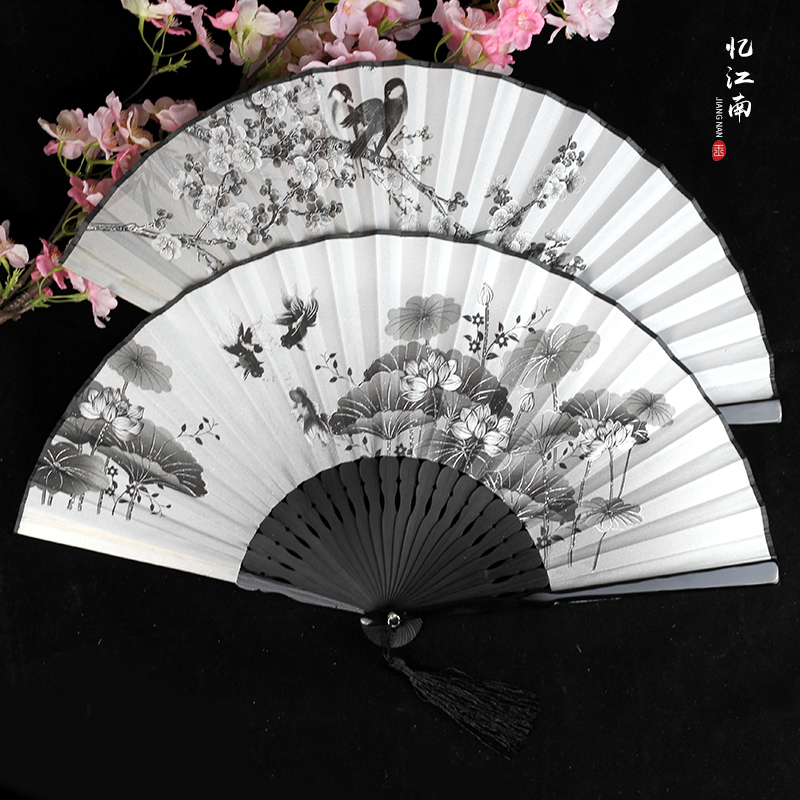 China Feng Shui Ink hand-painted Silk Men's Day style ancient style Ancient Style Crafts Gift Fan Summer Dance Performance Folding Fan