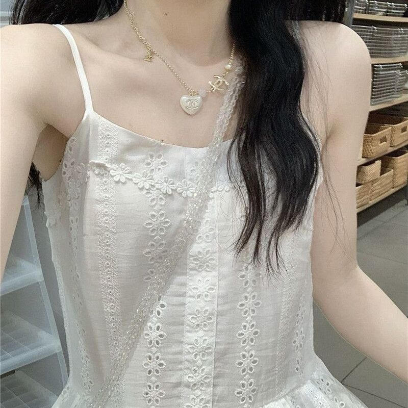 French-Style Gentle White Embroidered Dress for Women, a Popular Summer Item, Elegant Waist-Cinching Fairy-Like Stunning First Love Slip Dress