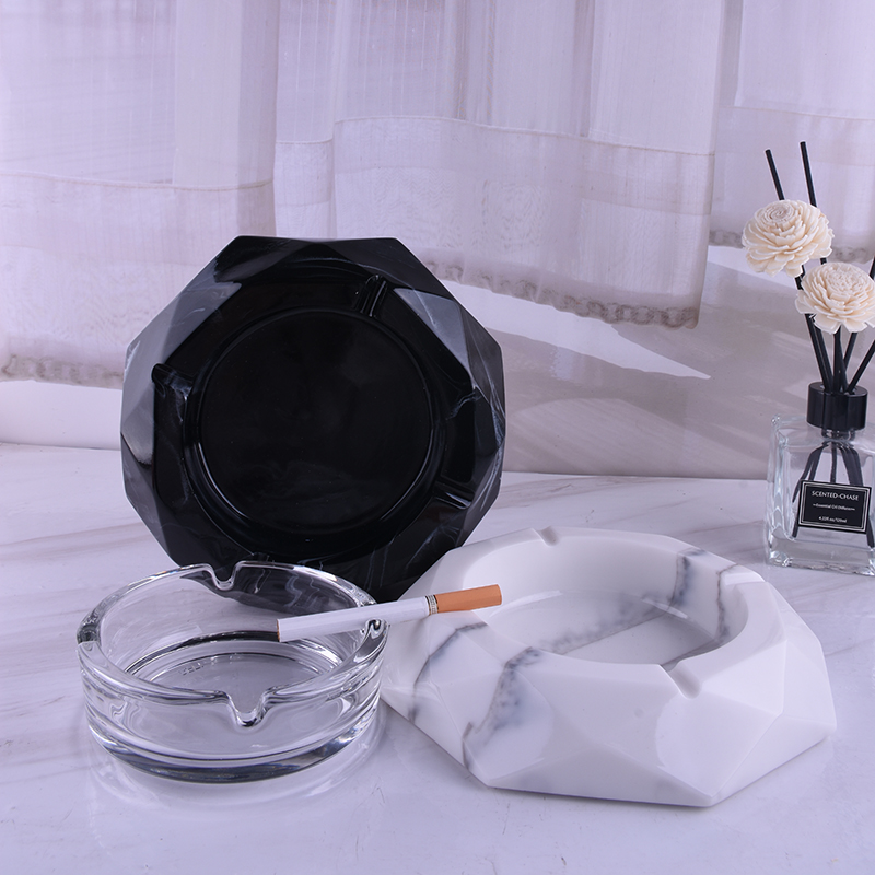 European creative simple ashtray living room household personality trend glass ashtray office decoration large ashtray