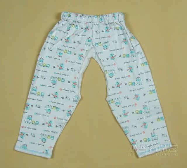 Coffret cadeau pour nouveau-né - vêtements - Ref 1956219 Image 25