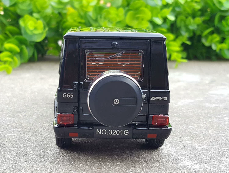 1:32 Mercedes-Benz G65 off-road SUV hợp kim mô hình xe mô phỏng kim loại mô hình âm thanh và ánh sáng kéo trở lại đồ chơi xe hơi đồ trang trí - Chế độ tĩnh đồ chơi cho bé 2 tuổi