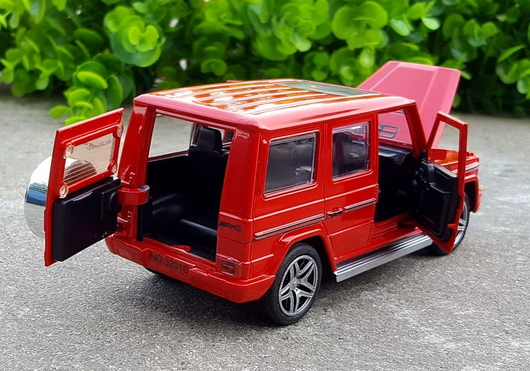 1:32 Mercedes-Benz G65 off-road SUV hợp kim mô hình xe mô phỏng kim loại mô hình âm thanh và ánh sáng kéo trở lại đồ chơi xe hơi đồ trang trí - Chế độ tĩnh