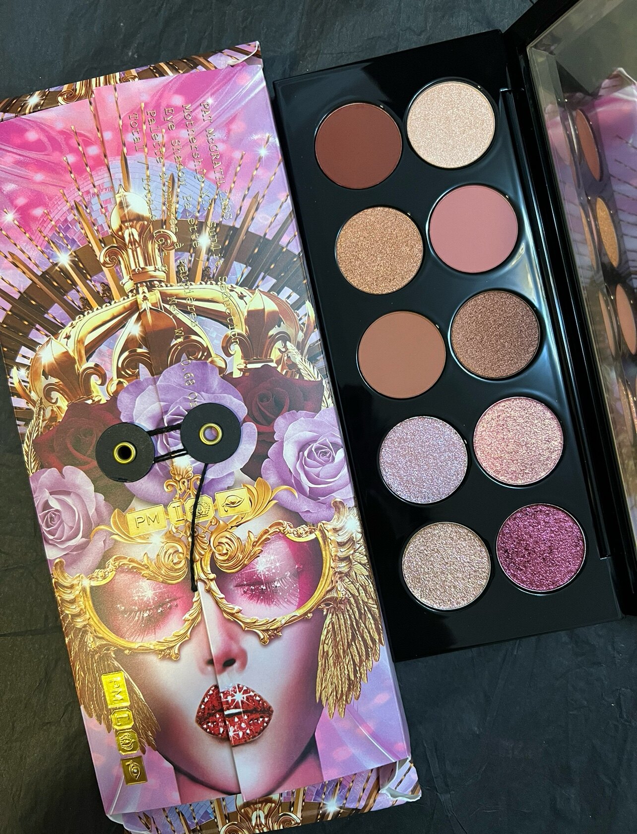 海淘美国Pat Mcgrath眼影盘大盘烤粉值不值得买？490元买10色妆效全解析！_眼影_淘宝美妆网