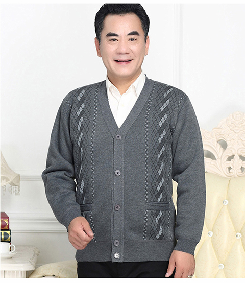 Mùa thu và mùa đông trung niên và nhung dày áo len dệt kim ấm áp cha trung niên với áo khoác cũ lỏng lẻo áo len nam cổ tim