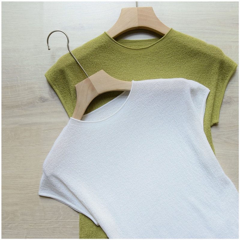 Seamless One-Piece German Yangzi Fine-Spun 120S Seamless One-Piece Bark Texture Slim-Fit Merino Wool Pullover