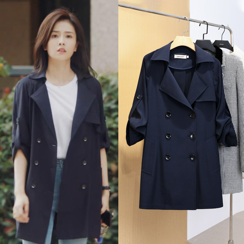 A lifetime of time should be white deer with the same women's short coat chic early spring new niche coat design sense top