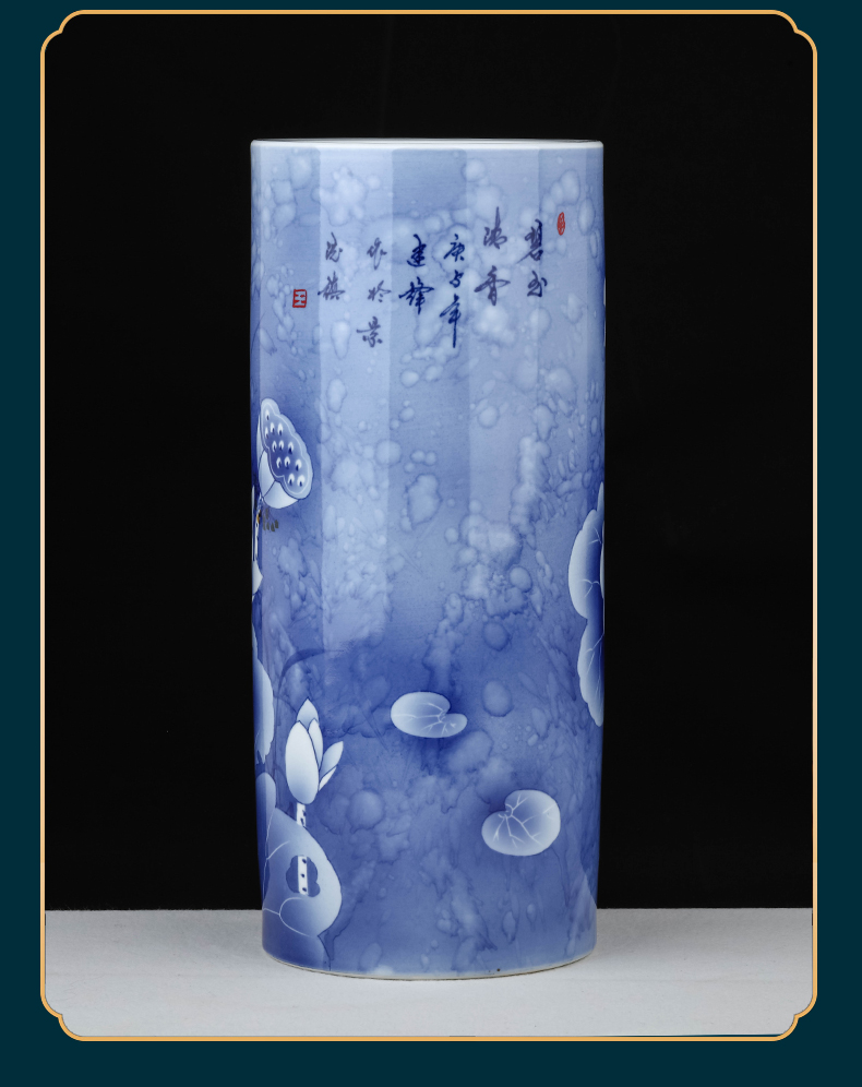 Jingdezhen ceramic blue and white porcelain vases, flower arrangement is a new Chinese style household, sitting room adornment desktop furnishing articles TV ark