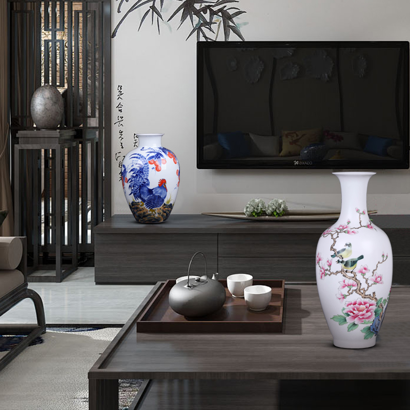 Jingdezhen ceramics hand - made vases, flower arrangement sitting room place, a large Chinese style household TV ark, decorative arts and crafts