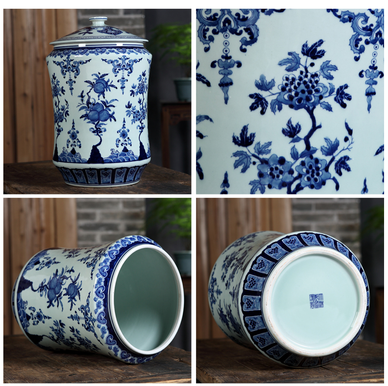 Loyo furnishing articles antique blue and white porcelain of jingdezhen ceramics pu 'er tea pot storage tank is household decoration