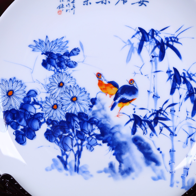 Modern Chinese jingdezhen ceramics fashion home decoration hanging dish sat dish furnishing articles home sitting room handicraft