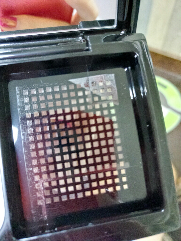 浪漫香榭丽 凝脂恒久粉饼带镜子好不好用，入手后7天来评价,第7张