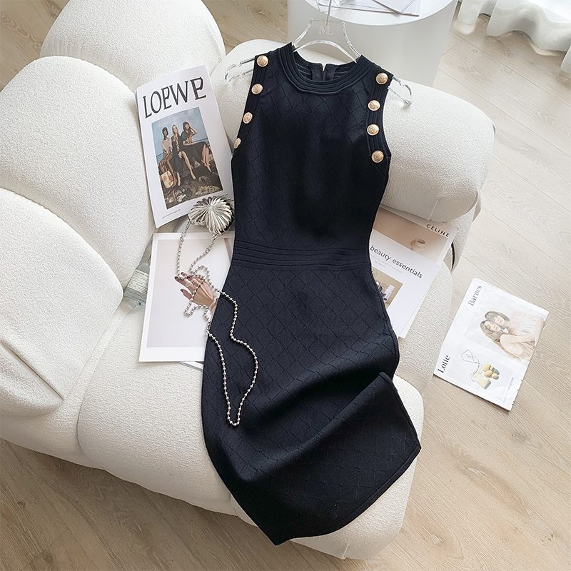 Summer Dress in a Chanel Style, Sleeveless, Made of Ice Silk Knit, High-Waisted, Bodycon, Base Dress, Elegant Autumn Dress, Inner Layer Little Black Dress
