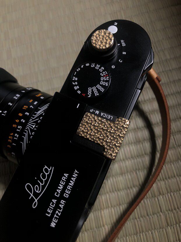 Brass doing old hammer print suitable for Leica large m240 m10 mp hot boot protection cover bezel shutter button