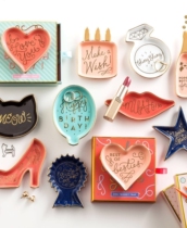 W1962 export to the United States R House Party tide wine bottle decoration small dish heart-shaped blessing dish home furnishings