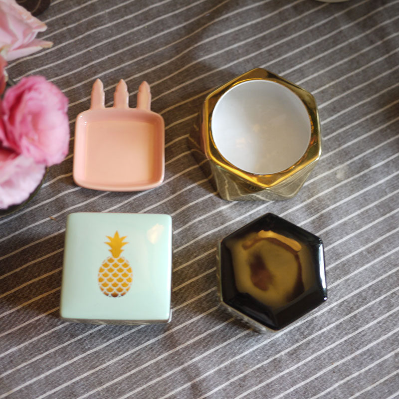 W1962 outlet US R home Decorative Small Butterfly's first decorated box smoking Ashtray Candle Holder and other pendulum pieces