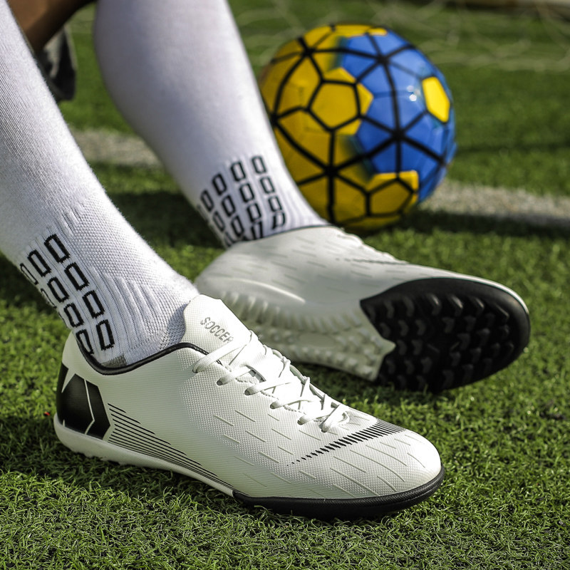 Messi C Ronaldo football shoes men's and women's breathable long nails short broken TF nails children's youth students low-top grass training shoes