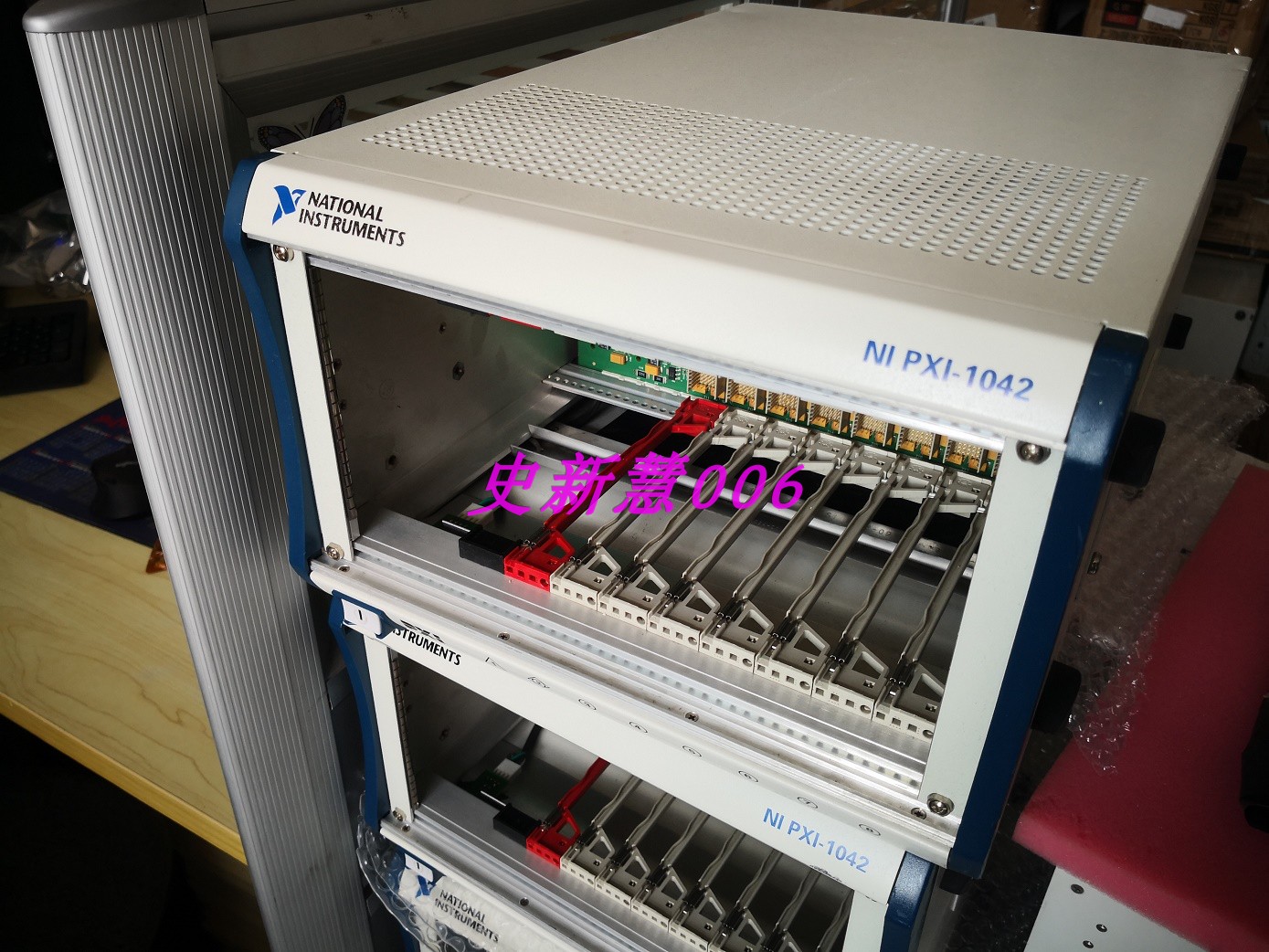 Original dress USA NI PXI-1042 Host shell PXI host shell