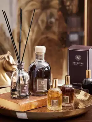 Privately hidden fragrance Dr Vranjes red wine top luxury aromatherapy kaws indoor with warm room ceremony Zhang Ziyi same style