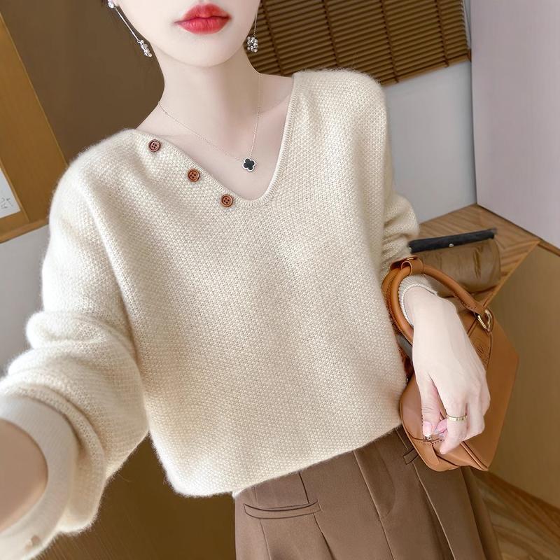 Autumn and Winter Outerwear, Fashionable and Versatile Long-Sleeved Sweater for Women, V-Neck, Diagonal Buttons, Loose, Lazy Style, Pullover Knitted Bottoming Top