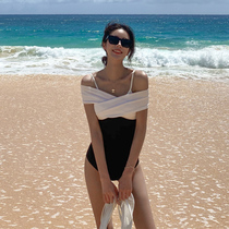 European station 2020 new sexy shoulder one-piece swimsuit womens triangle bikini chest holiday swimsuit New