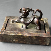 Appreciation of antique bronze ware antique handicrafts and ornaments Pixiu Large Overprint