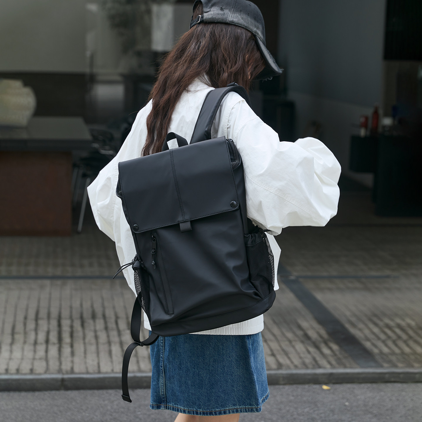 Unisex Waterproof Nylon Outdoor Backpack, Large Capacity, Suitable for Commuting, Laptop Use, Schoolbag, Travel, and University Students