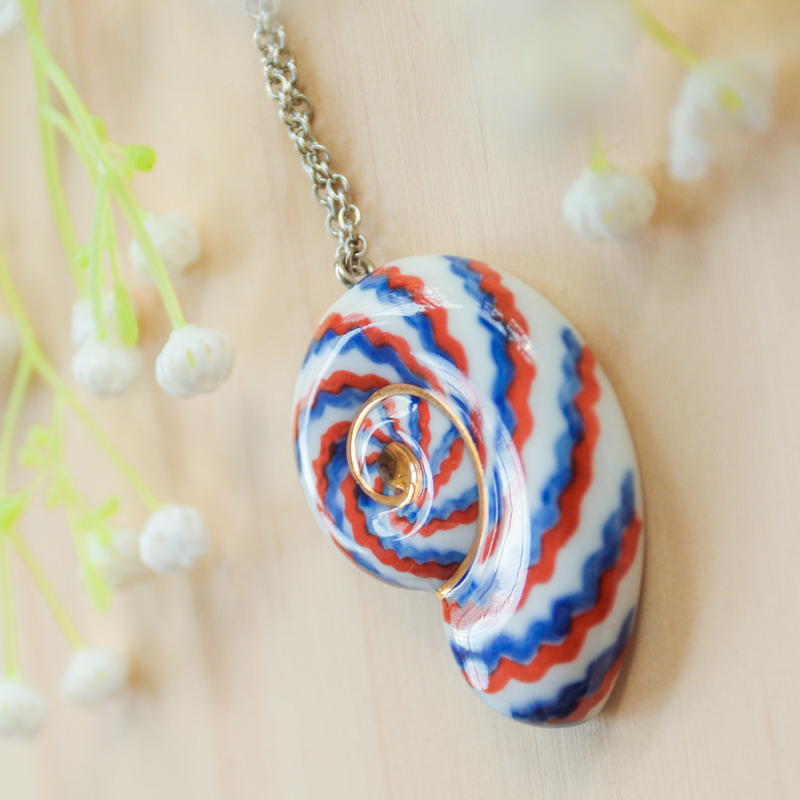Ceramic item pendant ornament Pop Jewelry Ceramic Red Blue Sea Snail Pendant Little Fresh Necklace Send Girlfriend
