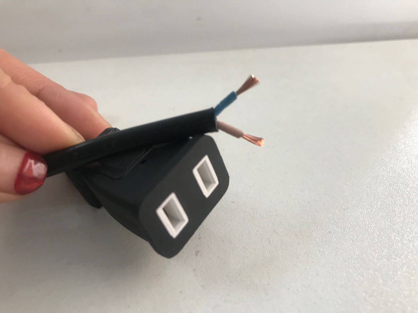 Monitor the waterproof box male-female docking socket 0.5 meters power extension cord two-foot female plug female with wire bus