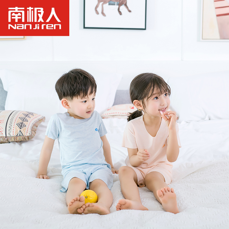 Pyjama Nam Cực đàn ông và cô gái mặc ngắn tay áo T-shirt trong mùa hè phù hợp với lụa băng mới mỏng mặc hai mảnh nhà.