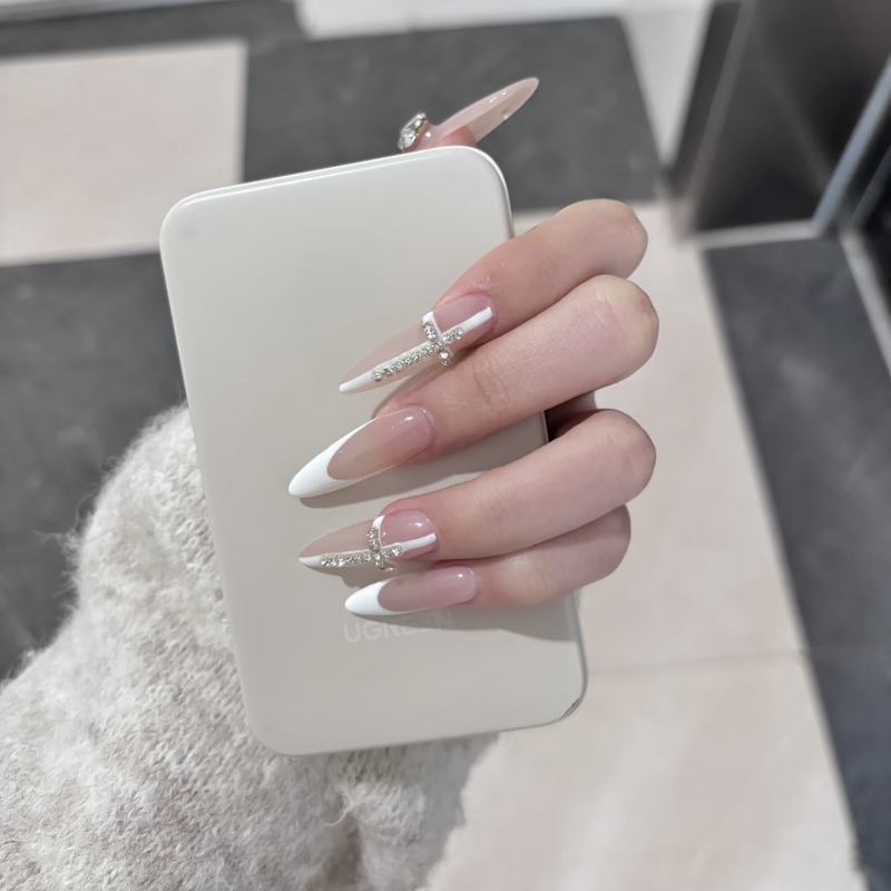 Ice-Clear Nude Color Pure Desire Style Nail Stickers, Simple and Versatile for Daily Use, White French Manicure, Cross-Shaped Press-On Nails