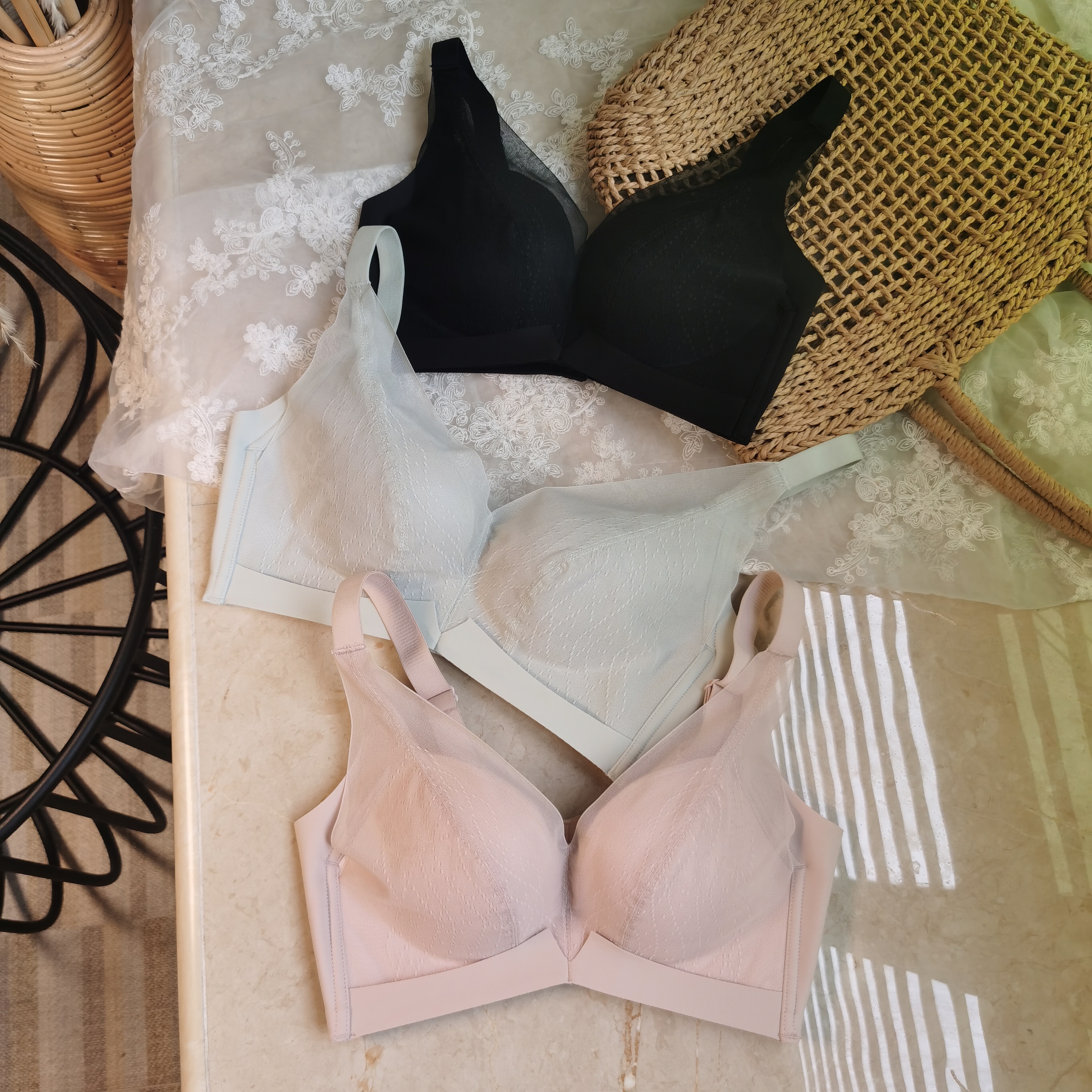 Modeir Glossy Comfort Styling Small Chest Coalesch With No Steel Ring ABC Cup Sexy Sweet And Deep V On-Adjusted Underwear