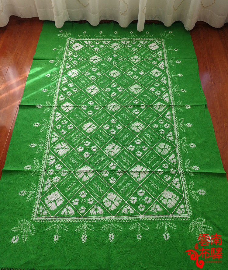 Yunnan Dali fine handmade tie-dyed table tablecloth Hanging curtain tablecloth Dark green stars(165times 115CM)