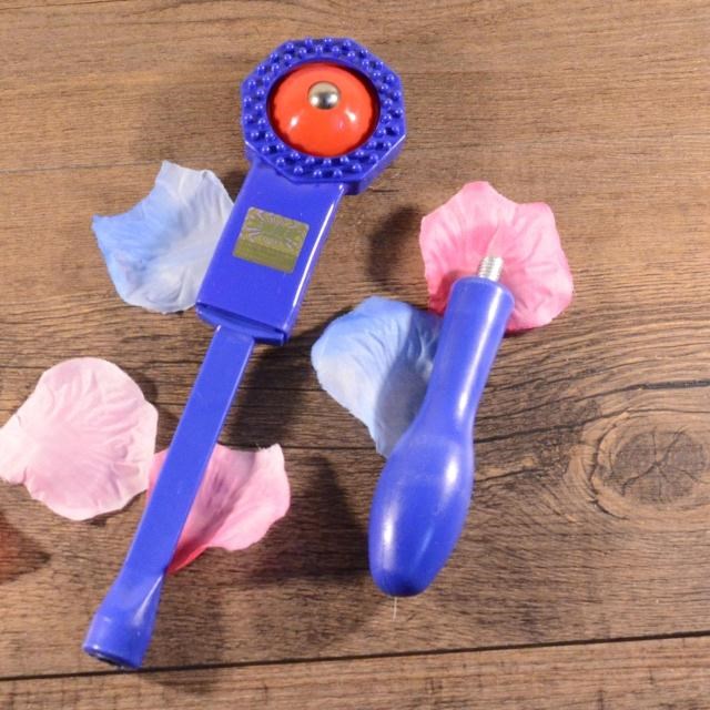 Cai Hongguang Meridian Shooting with Cutaneous Scraping Plate Health Preserving Hammer Healthy Pat Hammer Healthy Beat and Beating The Back of the Beating Massage