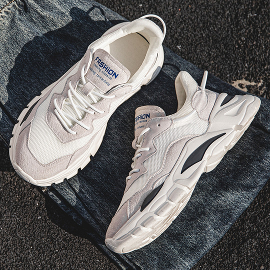 Men's Sports Shoes 2025 Summer New Casual Mesh Breathable Shoes Soft Sole Lightweight Running Shoes Student Dad Shoes