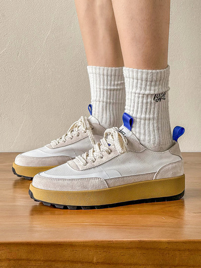 De Xun Men's Shoes, New Summer Model, Mesh Breathable Sneakers, Thick-Soled, Lightweight, Soft-Soled, Retro Casual White Sneakers