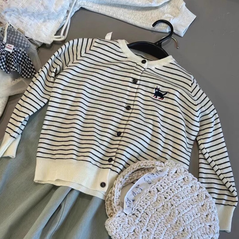 2026 Spring and Autumn New Style Unisex Striped Knit Cardigan Korean Version Round Neck Versatile Long Sleeve Top Jacket Trendy 2026 Spring and Autumn New Style Unisex Striped Knit Cardigan Korean Version Round Neck Versatile Long Sleeve Top Jacket Trendy