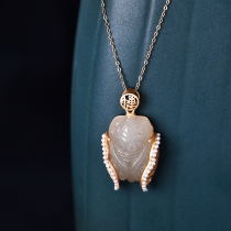 Jade Cicada necklace female sterling silver Fashion Light luxury jewelry original niche design inlay Hetian Jade pearl choker