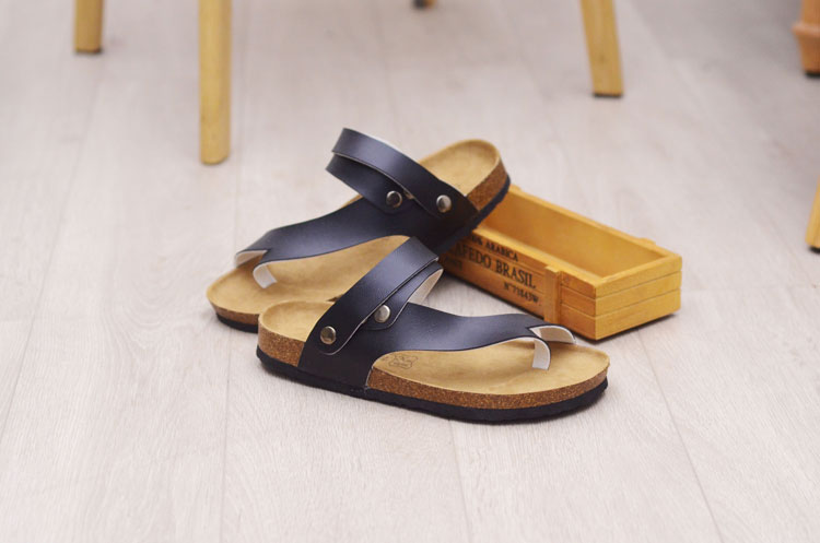 Dép đi trong nhà mùa hè Xu hướng nam Dép xỏ ngón Dép nam Cork Beach Dép xỏ ngón Hàn Quốc Dép đi trong nhà giày puma nam