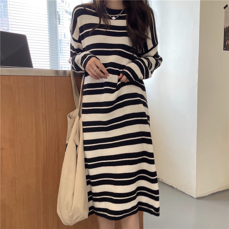 2022 spring and autumn new mid-length striped knitted maternity dress winter lazy style bottoming sweater long skirt