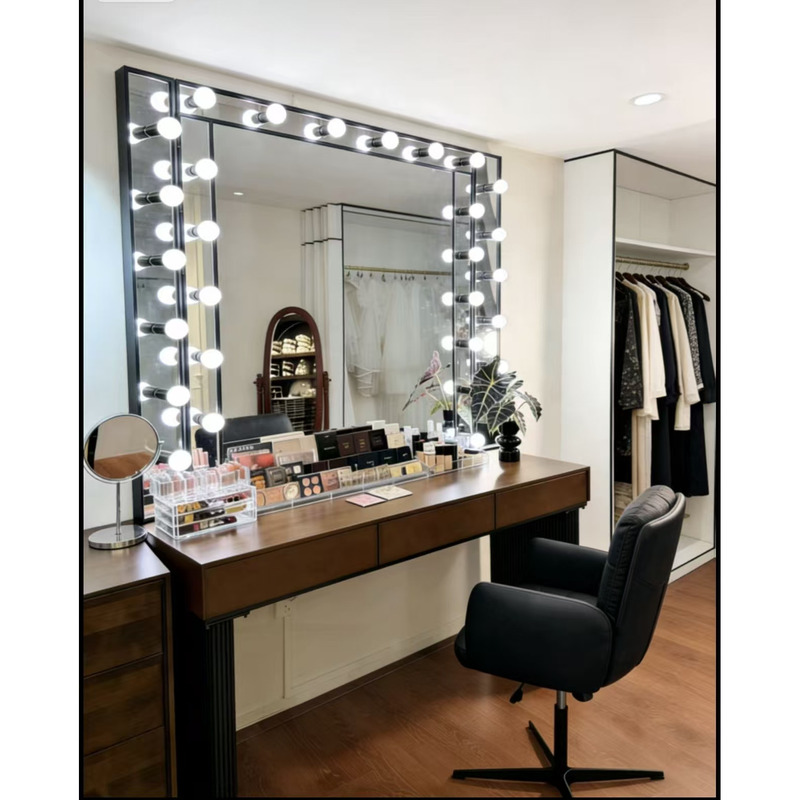 Used Walnut-Colored Professional Makeup Table with Lights for Wedding Photography Studios and Beauty Salons, Specifically for Makeup Artists, with 70% off Foldable Ultra-White Mirrors