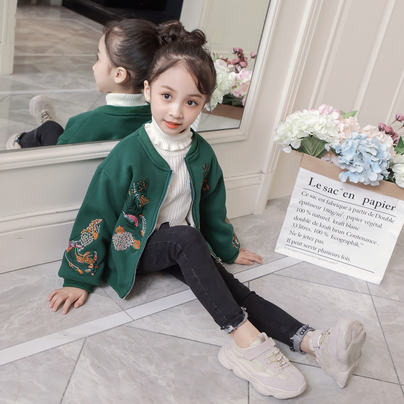 Cô gái mùa thu đông cộng với áo khoác nhung 2018 mới vừa và nhỏ cho trẻ em áo khoác chống nắng trẻ em