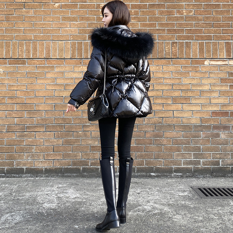 Anti-season down jacket 2021 new women's winter short Korean version white duck down big fur collar small man jacket waist